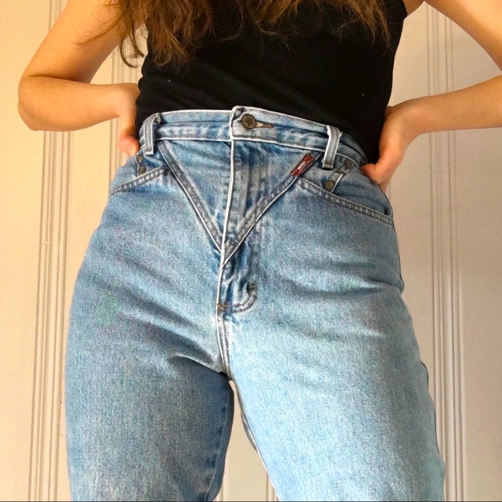 vintage western jeans • high-waisted, tapered fit, size 26” waist